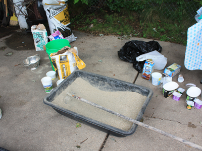concrete & vermiculite mixed, add water concrete & vermiculite mixed, add water